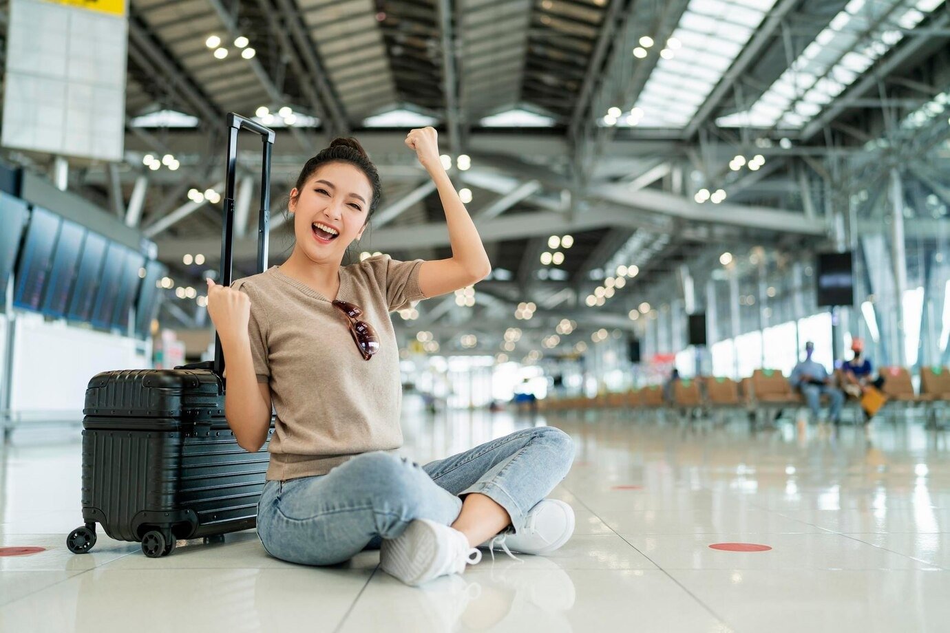 combo-ve-may-bay-khach-san-ve-tham-quan-green-miles-travel