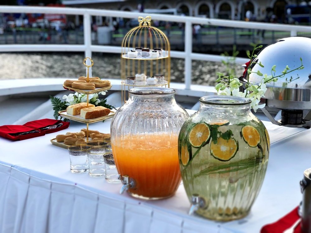 Du Thuyền King Yacht | Tour Du Lịch TP. Hồ Chí Minh, 700000 Tiệc Trà | Greenmilestravel.com du-thuyen-king-yacht-tour-du-lich-tp-ho-chi-minh-700000-tiec-tra