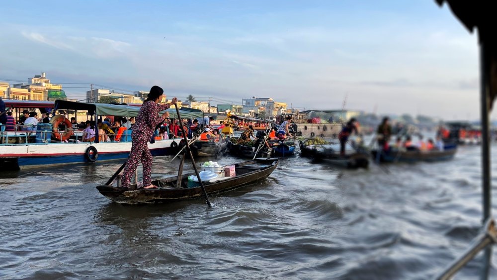 Tour du lịch Miền Tây 3 Ngày 2 Đêm | Bến Tre - Cần Thơ - An Giang Chợ Nổi Cái Răng | Greenmilestravel.com tour-du-lich-mien-tay-3-ngay-2-dem-ben-tre-can-tho-an-giang-cho-noi-cai-rang