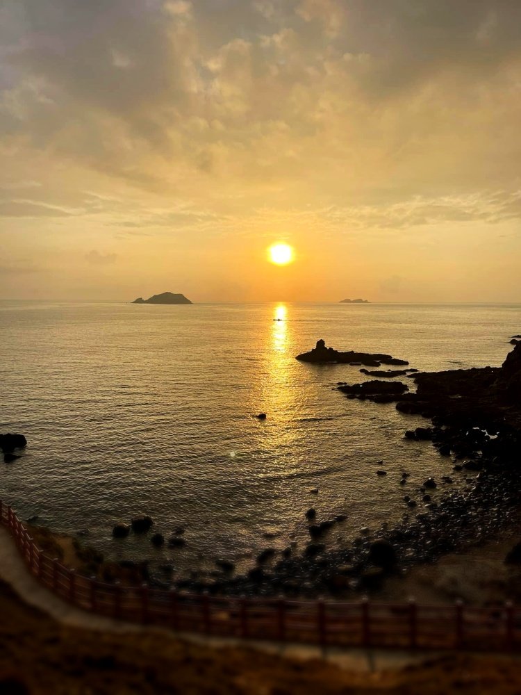 Tour Du Lịch Quy Nhơn 1 Ngày | Kỳ Co - Eo Gió | Bình Định Hoàng Hôn | Greenmilestravel.com tour-du-lich-quy-nhon-hoang-hon