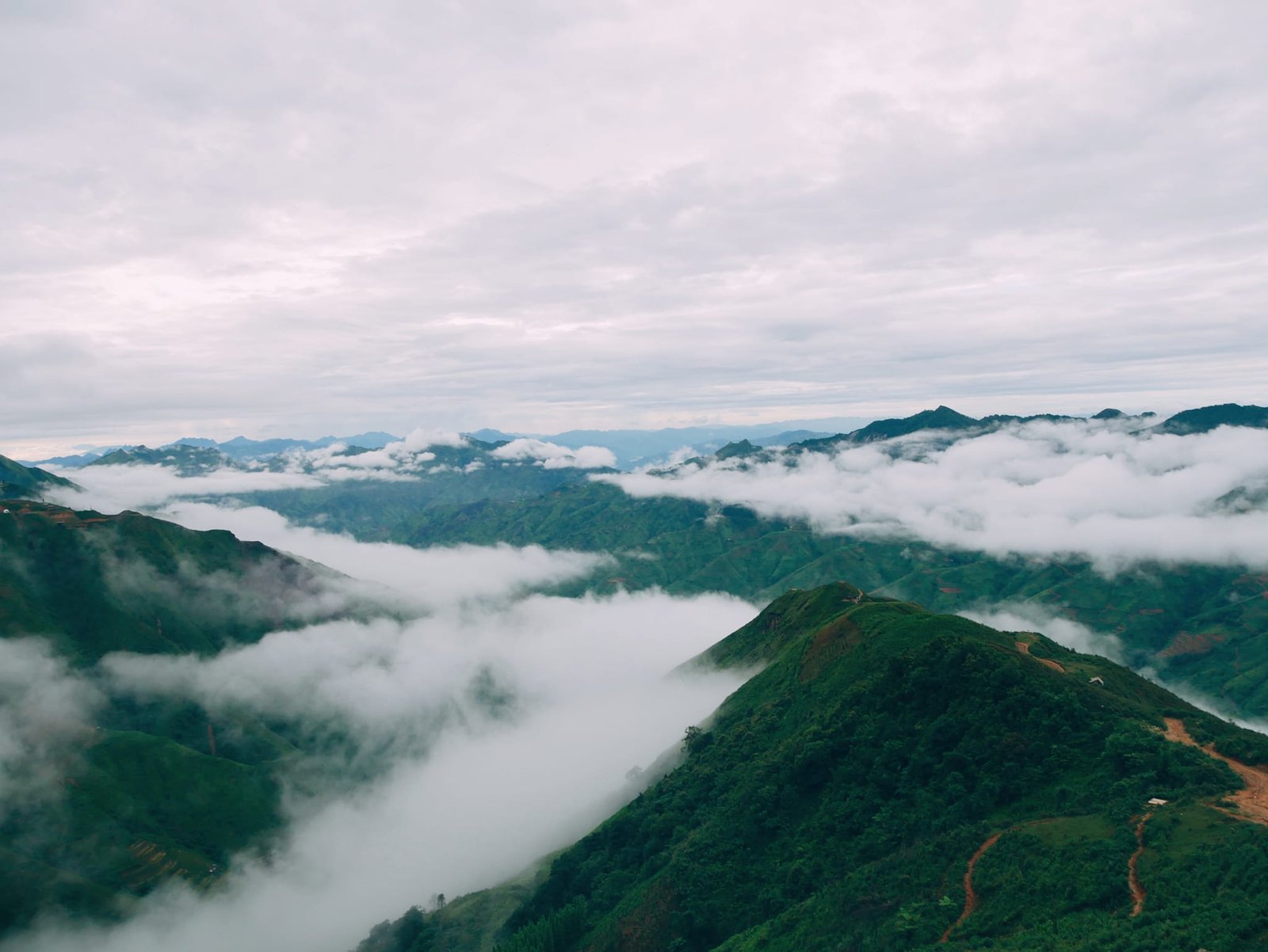 Tour du lịch Tây Bắc 2 ngày 1 đêm | Hà Nội - Tà Xùa Sống lưng khủng long tại Háng Đồng | Greenmilestravel.com song-lung-khung-long-tai-hang-dong