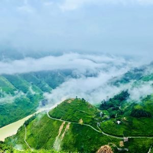 tour-du-lich-vong-cung-dong-bac-5-ngay-4-dem-ha-giang-cao-bang-bac-can-cao-nguyen-da-dong-van