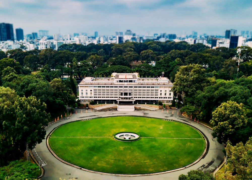 Half-day City Tour in Ho Chi Minh City 700000 | Saigon | Vietnam Independence Palace | Greenmilestravel.com half-day-city-tour-in-ho-chi-minh-city-700000-saigon-vietnam-independence-palace