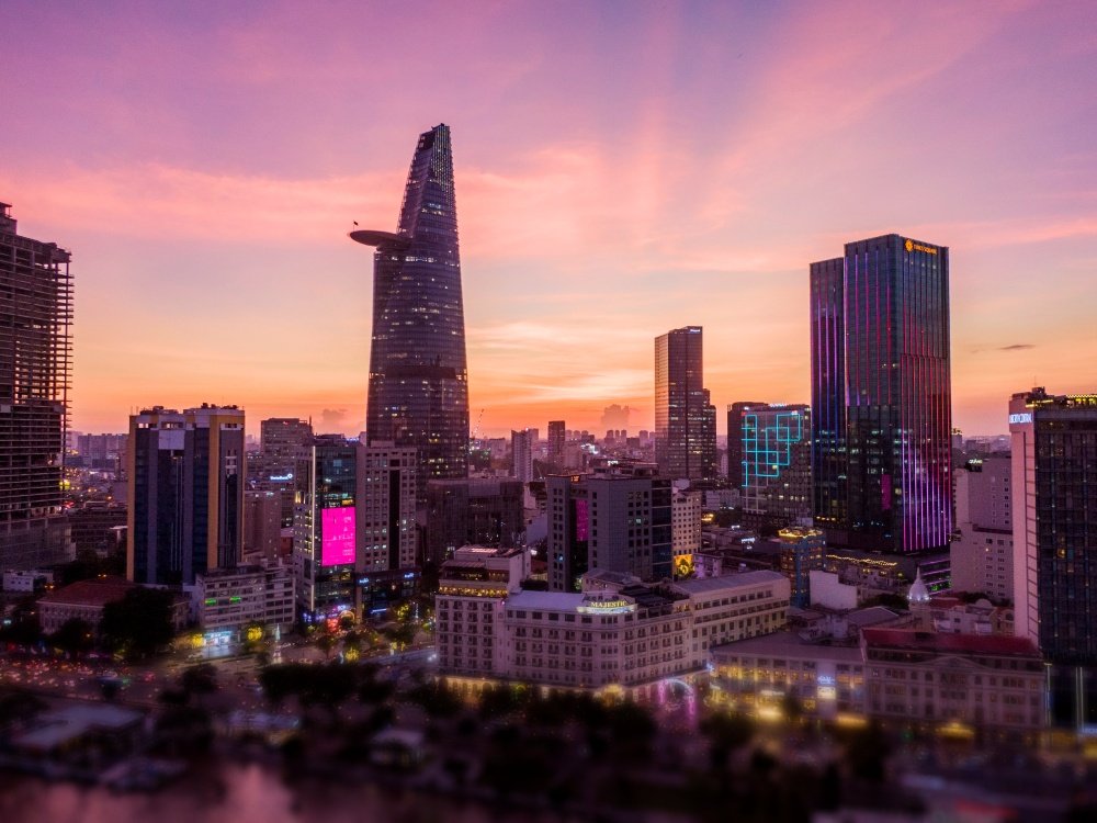 Ho Chi Minh City by Night Tour 700000 | Vietnam Bitexco Financial Tower | Greenmilestravel.com ho-chi-minh-city-by-night-tour-700000-vietnam-bitexco-financial-tower