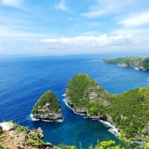 tour-du-lich-bali-4-ngay-3-dem-indonesia-gia-tot-nusa-penida-xuong-song-khung-long
