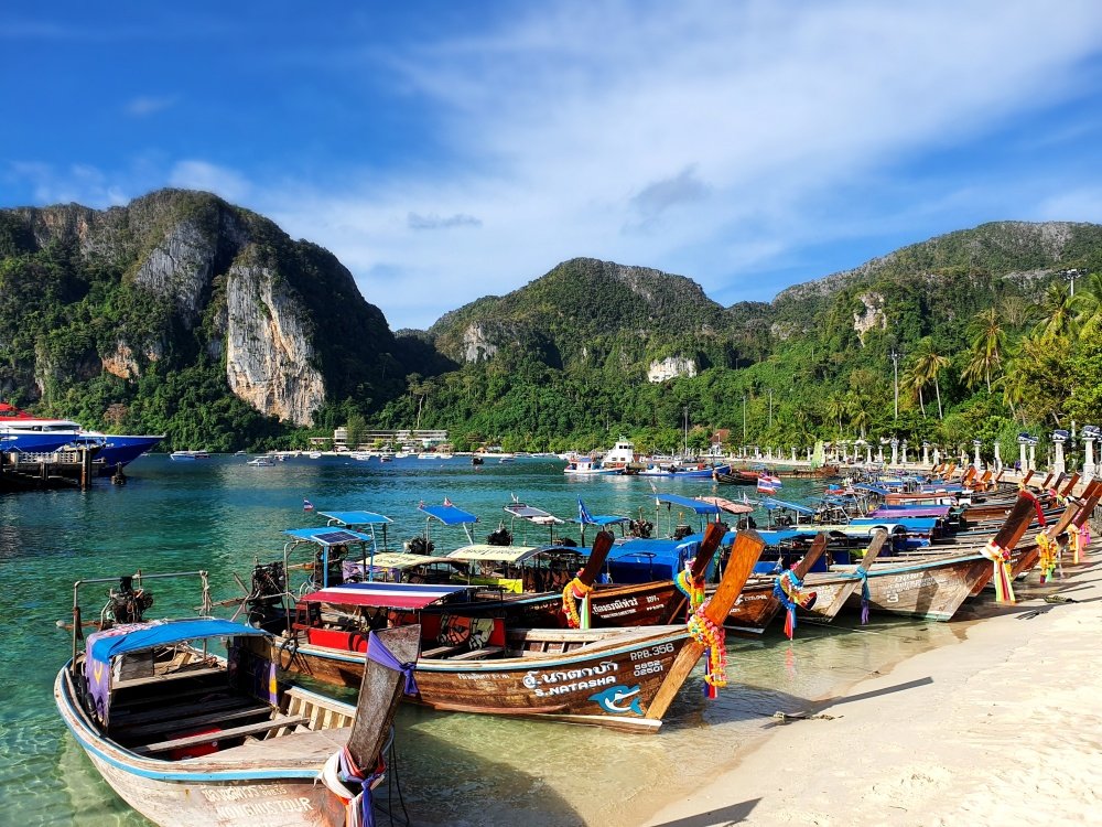 Tour Du Lịch Phuket 4 Ngày 3 Đêm | Thái Lan Thuyền ở Koh Phi Phi | Greenmilestravel.com tour-du-lich-phuket-4-ngay-3-dem-thai-lan-thuyen-o-koh-phi-phi