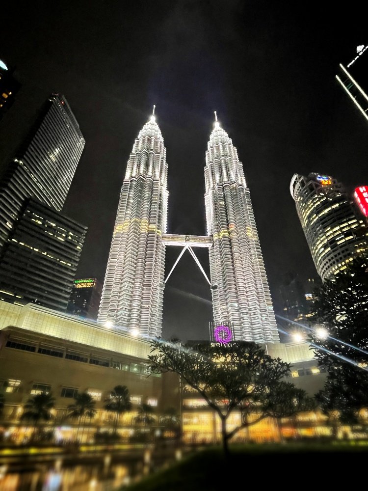 Tour Du Lịch Singapore - Malaysia 5 Ngày 4 Đêm | Petronas Twin Towers | Greenmilestravel.com tour-du-lich-singapore-malaysia-5-ngay-4-dem-petronas-twin-towers