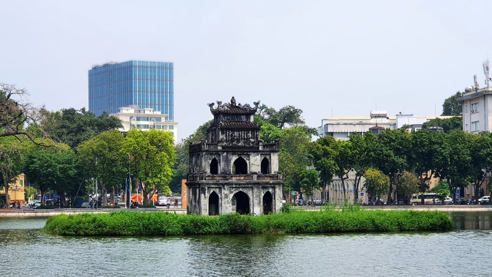 Classic Vietnam 10 Day Trip | Ho Chi Minh City 700000 | Hanoi 100000 Hanoi Old Quarter | Greenmilestravel.com classic-vietnam-10-day-trip-ho-chi-minh-city-700000-hanoi-100000-hanoi-old-quarter