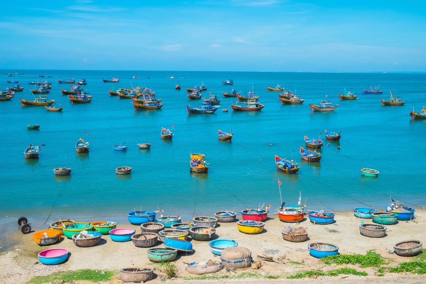 Vietnam Holiday 12-Day Tour Package | Best Travel Itinerary Phan Thiet Mui Ne | Greenmilestravel.com vietnam-holiday-12-day-tour-package-best-travel-itinerary-phan-thiet-mui-ne