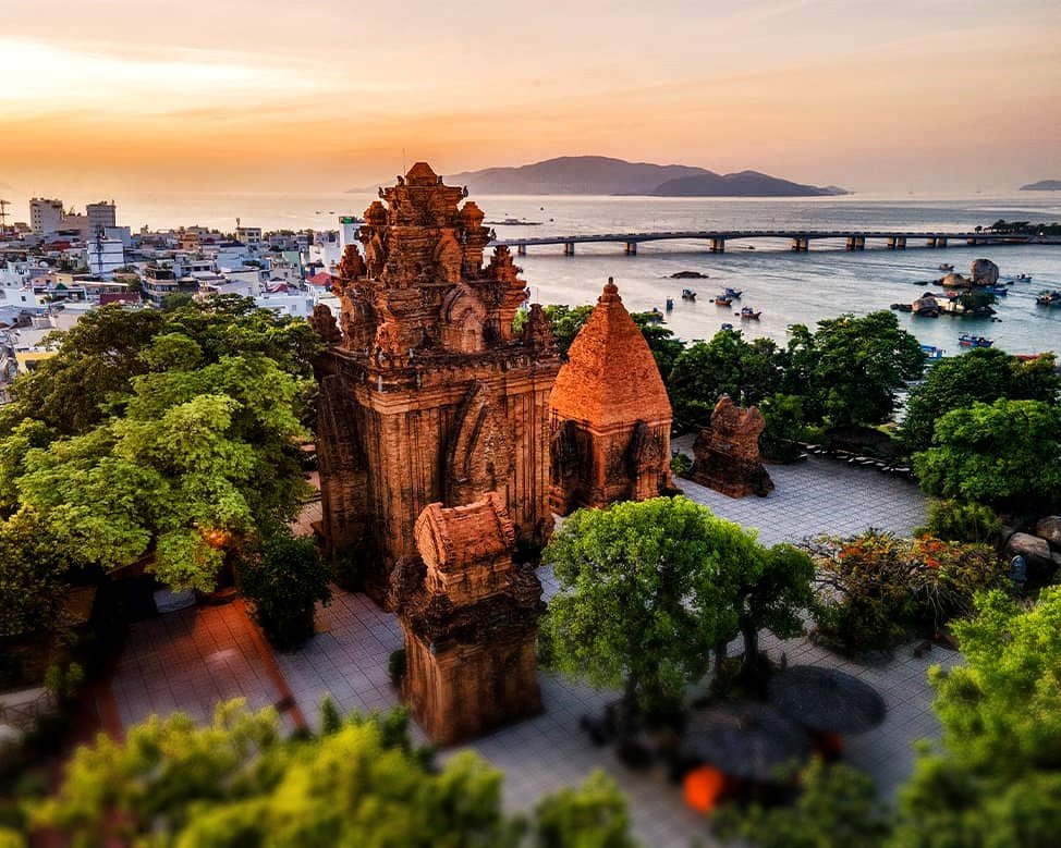 South Vietnam 7-Day Tour Package | Ho Chi Minh City - Dalat - Nha Trang south-vietnam-7-day-tour-package-ho-chi-minh-city-dalat-nha-trang-ponagar-temple